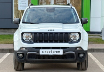 Подержанный автомобиль Jeep Renegade 2019 года (2 фото)
