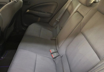 Подержанный автомобиль Nissan Almera Classic 2007 года (12 фото)