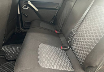 Подержанный автомобиль LADA (ВАЗ) Granta Wagon 2021 года (13 фото)