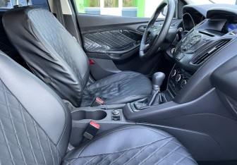 Подержанный автомобиль Ford Focus Sedan 2012 года (9 фото)