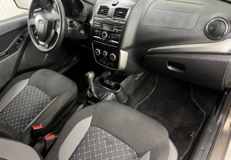 Подержанный автомобиль LADA (ВАЗ) Granta Liftback 2021 года (10 фото)