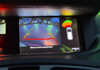 Подержанный автомобиль Renault Scenic 2015 года (13 фото)