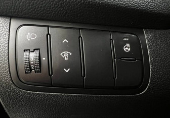 Подержанный автомобиль Kia Ceed Hatchback 2018 года (14 фото)