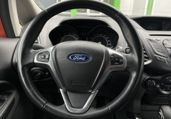 Подержанный автомобиль Ford EcoSport 2014 года (14 фото)