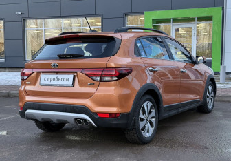 Подержанный автомобиль Kia Rio Hatchback 2017 года (5 фото)