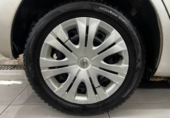 Подержанный автомобиль LADA (ВАЗ) Kalina Wagon 2014 года (9 фото)