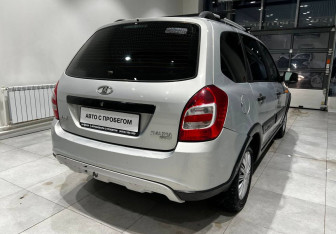 Подержанный автомобиль LADA (ВАЗ) Kalina Wagon 2015 года (6 фото)