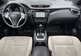 Подержанный автомобиль Nissan Qashqai 2014 года (9 фото)