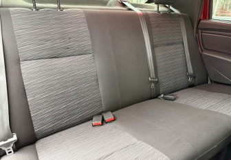 Подержанный автомобиль Renault Logan Sedan 2011 года (11 фото)