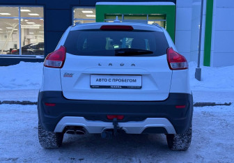 Подержанный автомобиль LADA (ВАЗ) XRAY 2018 года (6 фото)