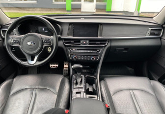 Подержанный автомобиль Kia Optima Sedan 2018 года (9 фото)