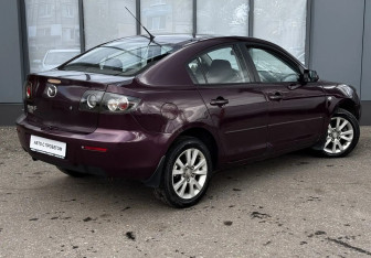 Подержанный автомобиль Mazda 3 Sedan 2007 года (5 фото)