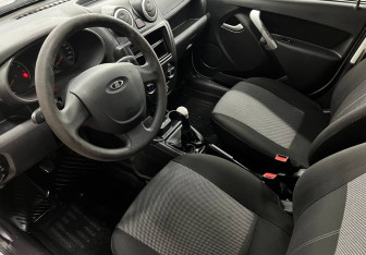 Подержанный автомобиль LADA (ВАЗ) Granta Hatchback 2018 года (10 фото)