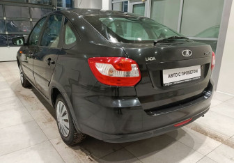 Подержанный автомобиль LADA (ВАЗ) Granta Sedan 2014 года (8 фото)