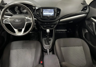 Подержанный автомобиль LADA (ВАЗ) Vesta Sedan 2020 года (10 фото)