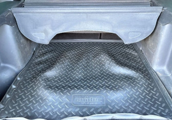 Подержанный автомобиль Nissan Terrano 2014 года (13 фото)