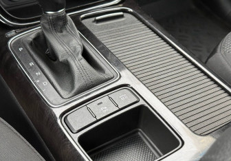 Подержанный автомобиль Kia Sorento 2015 года (16 фото)