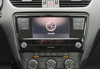 Подержанный автомобиль Skoda Octavia Liftback 2019 года (13 фото)