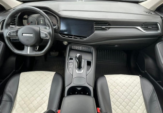 Подержанный автомобиль Haval F7 2020 года (9 фото)