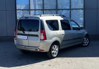 Подержанный автомобиль LADA (ВАЗ) Largus Wagon 2018 года (6 фото)