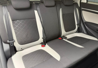 Подержанный автомобиль LADA (ВАЗ) Vesta Wagon 2019 года (11 фото)