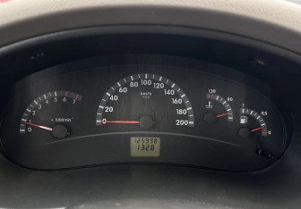 Подержанный автомобиль LADA (ВАЗ) Kalina Sedan 2010 года (13 фото)