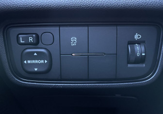 Подержанный автомобиль Changan Alsvin 2023 года (16 фото)