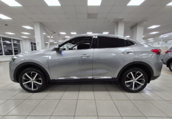 Подержанный автомобиль Haval F7x 2020 года (8 фото)