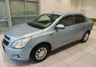 Подержанный автомобиль Chevrolet Cobalt Sedan 2013 года (4 фото)