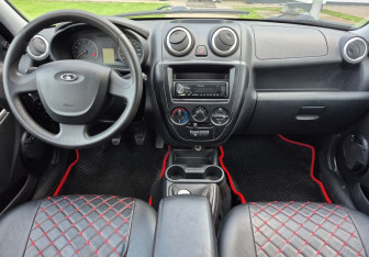 Подержанный автомобиль LADA (ВАЗ) Granta Liftback 2017 года (9 фото)