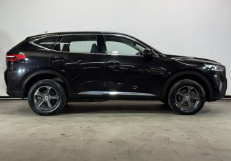 Подержанный автомобиль Haval F7 2019 года (4 фото)