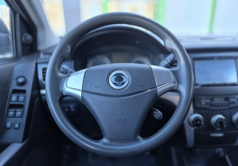 Подержанный автомобиль SsangYong Actyon 2013 года (13 фото)