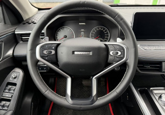 Подержанный автомобиль Haval Jolion 2024 года (12 фото)