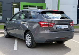 Подержанный автомобиль LADA (ВАЗ) Vesta Wagon 2021 года (7 фото)