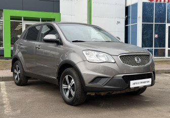 Подержанный автомобиль SsangYong Actyon 2013 года (3 фото)