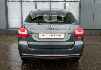Подержанный автомобиль LADA (ВАЗ) Granta Liftback 2014 года (8 фото)