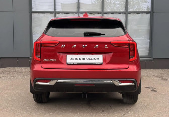 Подержанный автомобиль Haval Jolion 2021 года (8 фото)