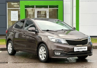 Подержанный автомобиль Kia Rio Sedan 2016 года (3 фото)