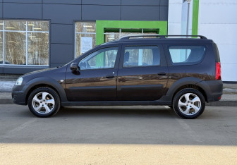 Подержанный автомобиль LADA (ВАЗ) Largus Wagon 2016 года (8 фото)