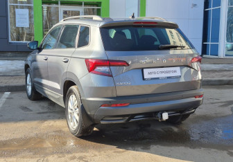 Подержанный автомобиль Skoda Karoq 2020 года (7 фото)