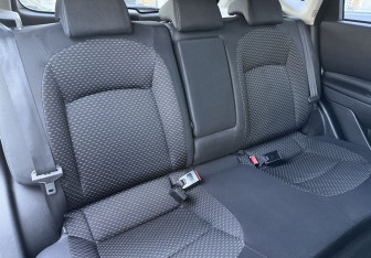 Подержанный автомобиль Nissan Qashqai 2007 года (11 фото)