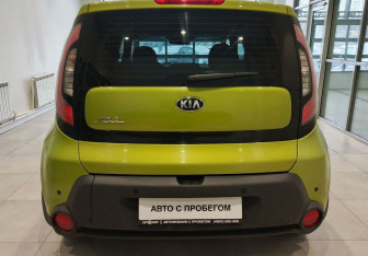 Подержанный автомобиль Kia Soul 2015 года (6 фото)