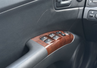 Подержанный автомобиль Kia Sportage 2006 года (15 фото)