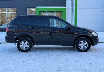 Подержанный автомобиль SsangYong Kyron 2014 года (4 фото)