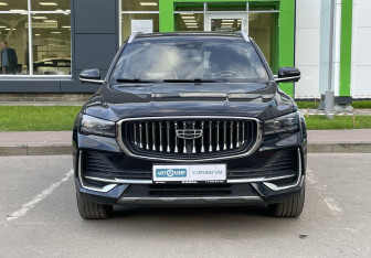 Подержанный автомобиль Geely Monjaro 2022 года (2 фото)