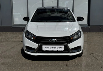 Подержанный автомобиль LADA (ВАЗ) Vesta Sedan 2021 года (2 фото)