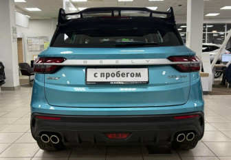 Подержанный автомобиль Geely Coolray 2023 года (6 фото)