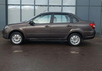 Подержанный автомобиль LADA (ВАЗ) Granta Sedan 2022 года (5 фото)