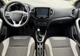 Подержанный автомобиль LADA (ВАЗ) XRAY 2018 года (11 фото)