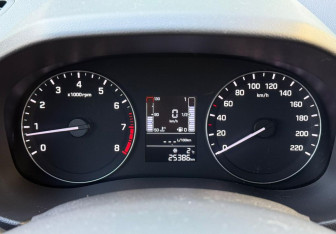 Подержанный автомобиль Hyundai Creta 2020 года (12 фото)